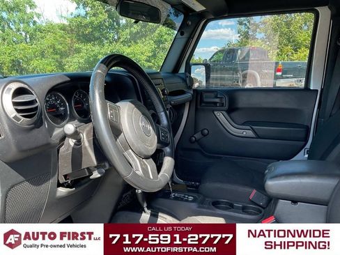 Used 2016 Jeep Wrangler Sport w/ Quick Order Package 24S AWD/4WD image 6
