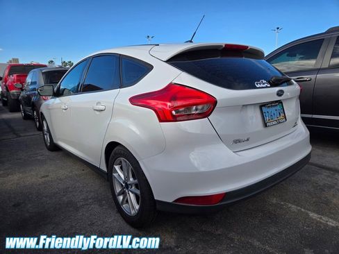 Used 2016 Ford Focus SE image 3