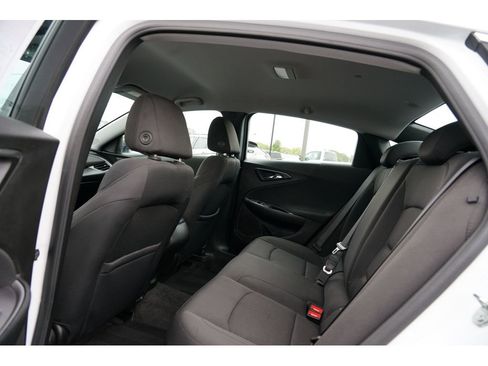 Used 2020 Chevrolet Malibu LS image 18