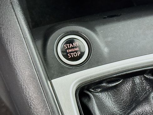 Used 2020 Nissan Versa S image 20