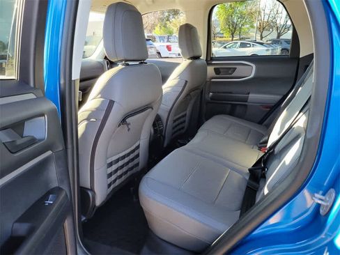 Used 2025 Ford Bronco Sport Badlands image 10