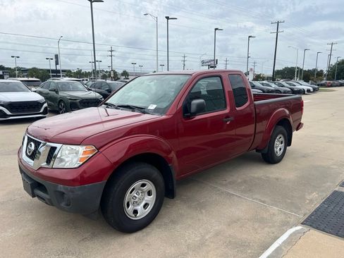 Used 2019 Nissan Frontier S w/ Work Truck Package RWD image 2
