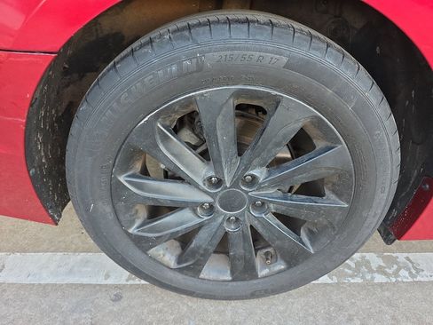 Used 2016 Hyundai Sonata Sport w/ Option Group 02 image 30