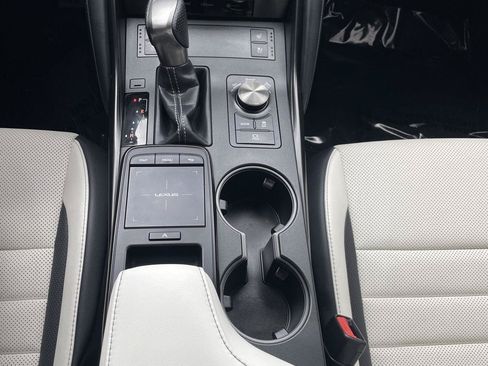 Used 2023 Lexus IS 350 F Sport AWD/4WD image 18
