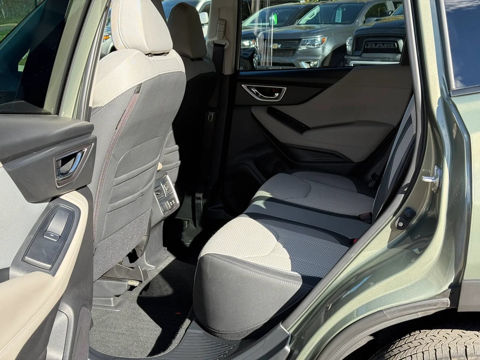 Used 2021 Subaru Forester Premium AWD/4WD image 10