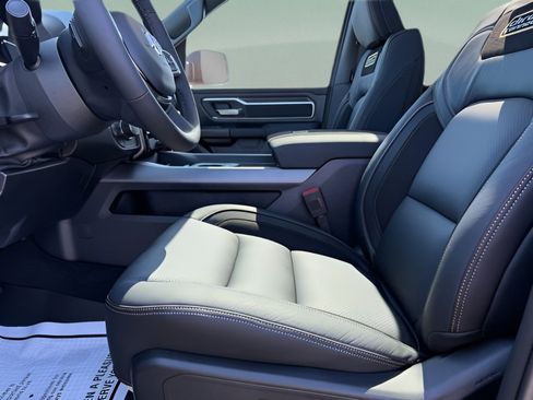 New 2026 RAM 1500 Big Horn AWD/4WD image 17