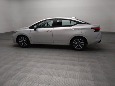 Used 2025 Nissan Versa SV FWD image 3