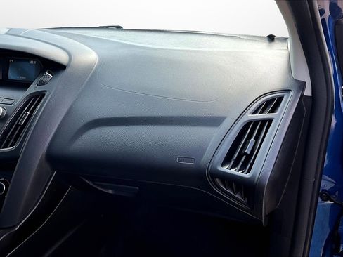Used 2018 Ford Focus SE image 21