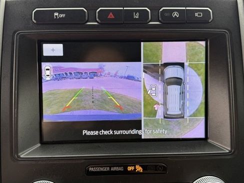 Used 2020 Ford Expedition Limited w/ Texas Edition Package image 20