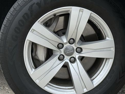 Used 2019 Audi Q7 2.0T Premium Plus w/ Premium Plus Package image 9