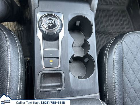 Used 2024 Ford Escape SE w/ PHEV Premium Package image 31