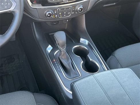 Used 2023 Chevrolet Traverse LT w/ Midnight/Sport Edition image 12