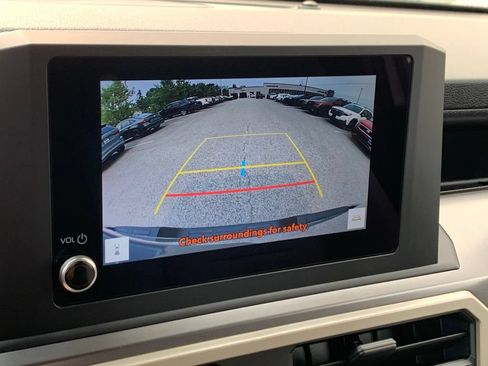 Used 2025 Toyota Tacoma TRD Sport AWD/4WD image 14