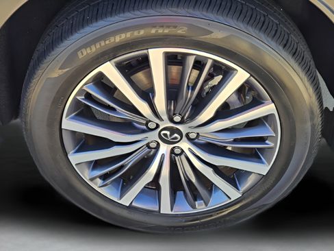 Used 2023 INFINITI QX60 Sensory w/ Vision Package AWD/4WD image 32