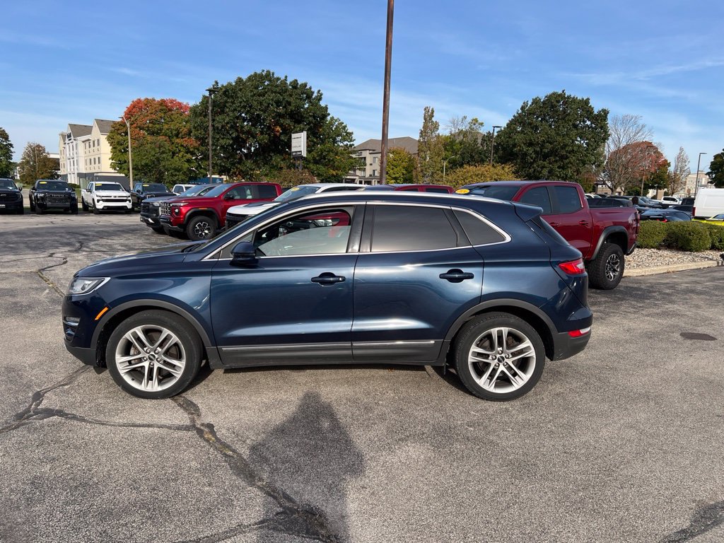Used 2017 Lincoln MKC Reserve w/ Lincoln MKC Climate Package AWD/4WD image 3
