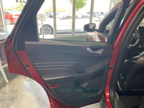 Used 2023 Ford Escape ST-Line w/ Tech Pack #1 AWD/4WD image 15