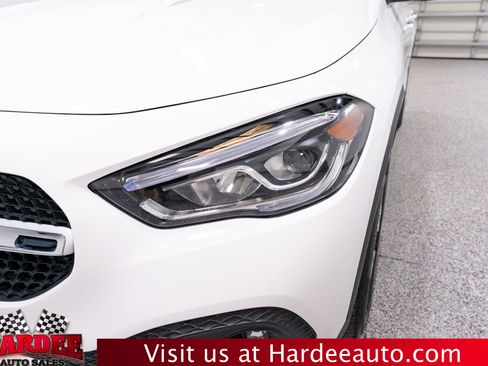 Used 2023 Mercedes-Benz GLA 250 w/ Premium Package image 8