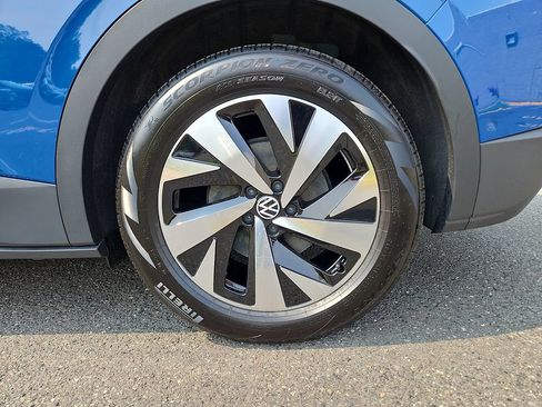 Used 2025 Volkswagen ID.4 Pro RWD image 8