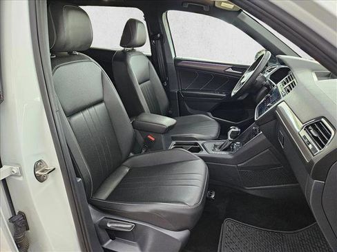 Used 2023 Volkswagen Tiguan SE R-Line FWD image 22