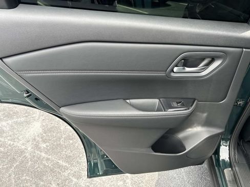 Used 2026 Nissan Rogue Dark Armor FWD image 22