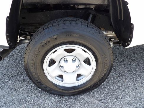 Used 2022 Toyota Tacoma SR RWD image 53