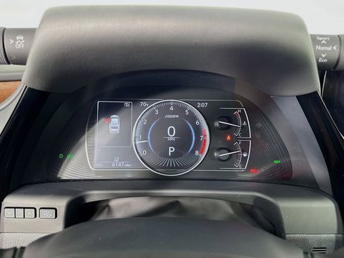 Used 2025 Lexus ES 350 w/ Premium Package image 18