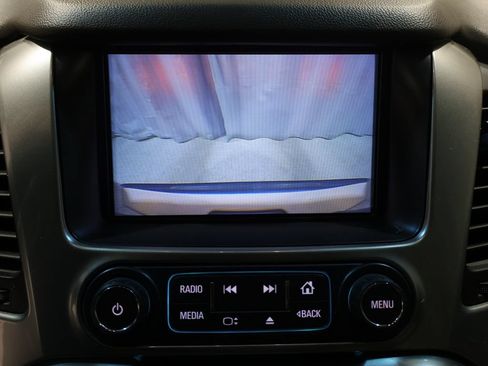 Used 2018 Chevrolet Suburban Premier AWD/4WD image 31