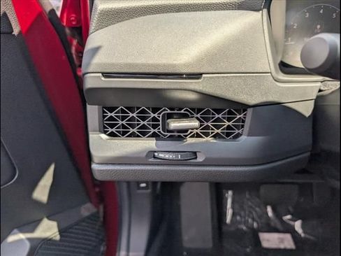 Used 2025 Honda Accord SE image 15