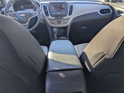 Certified 2022 Chevrolet Equinox LT w/ Driver Convenience Package image 28