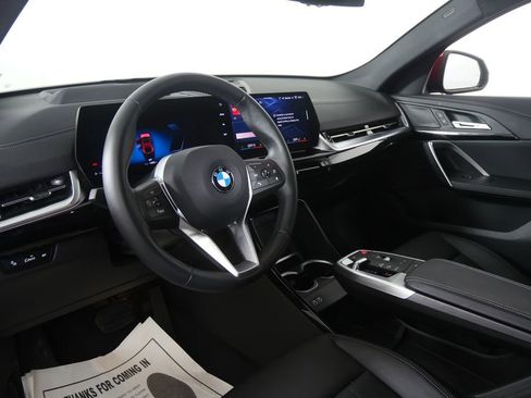 Used 2025 BMW X2 xDrive28i image 12