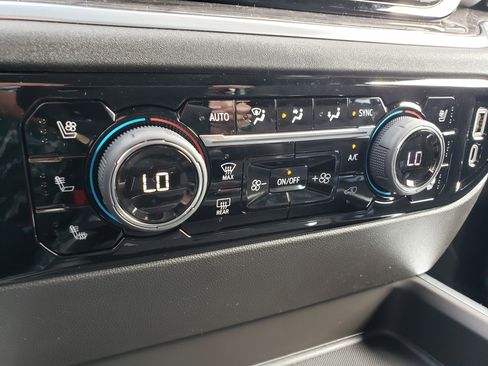 New 2026 Chevrolet Silverado 3500 LTZ w/ LTZ Plus Package image 24