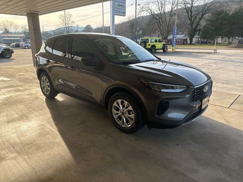 New 2026 Ford Escape Active w/ Tech Pack #1 image 3