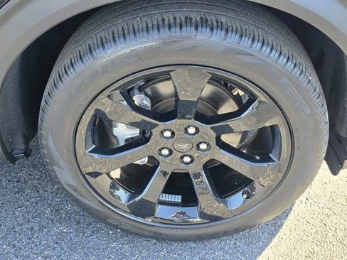 Certified 2022 Ford Explorer ST-Line w/ Class IV Trailer Tow Package RWD image 8