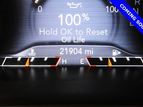 Used 2022 Jeep Cherokee Trailhawk w/ Premium Leather Package image 24