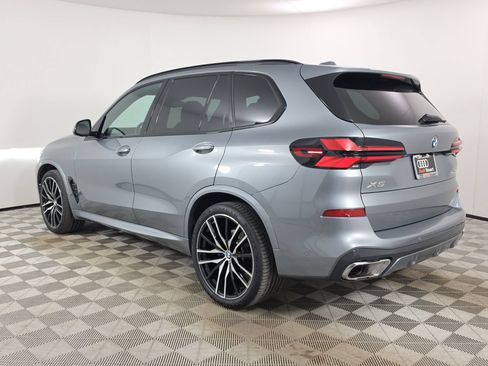 Used 2024 BMW X5 sDrive40i w/ M Sport Package RWD image 5
