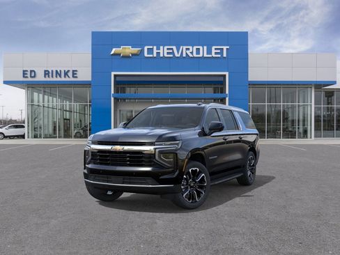 New 2025 Chevrolet Suburban LS AWD/4WD image 32