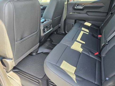 New 2026 GMC Sierra 1500 SLT AWD/4WD image 10