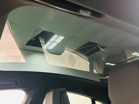 Used 2022 Audi e-tron GT Premium Plus image 22