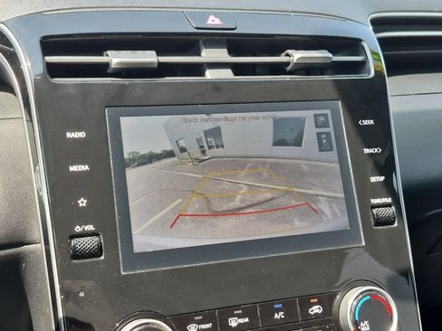 Used 2022 Hyundai Tucson SEL AWD/4WD image 14