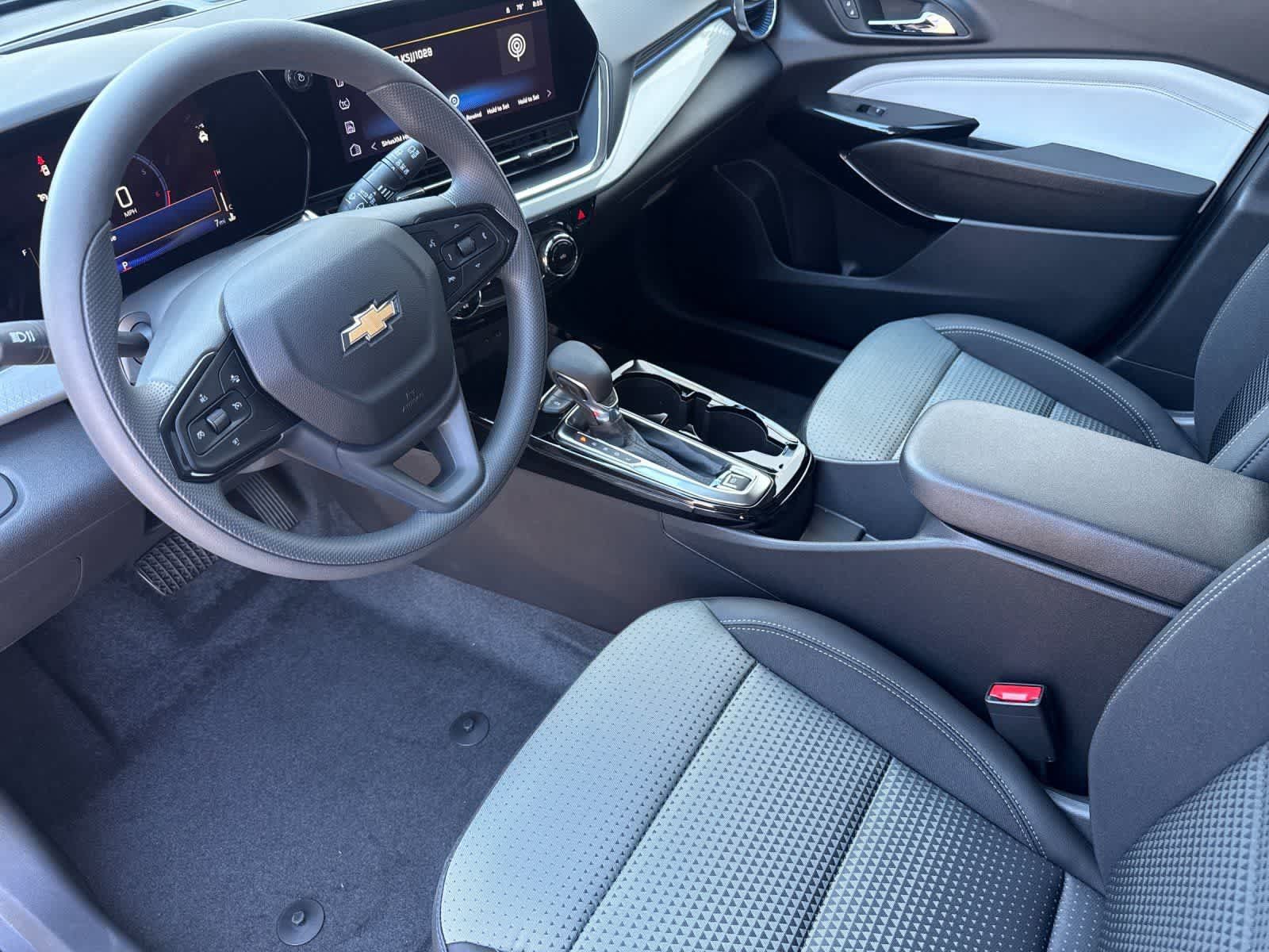 New 2026 Chevrolet Trax LT FWD image 11