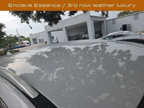Used 2019 Buick Enclave Essence w/ LPO, Luxury Package FWD image 2