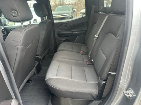 Used 2023 Chevrolet Colorado W/T image 19