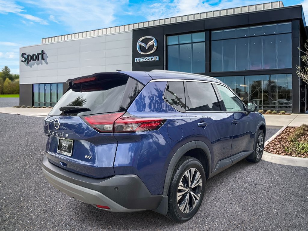 Used 2021 Nissan Rogue SV w/ Premium Package FWD image 3