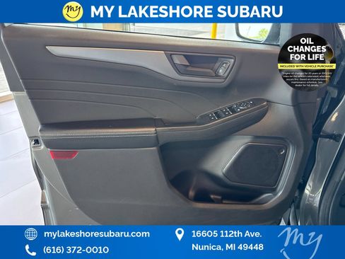 Used 2023 Ford Escape Active AWD/4WD image 11