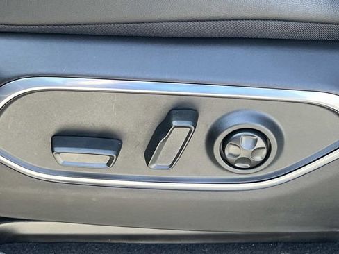 New 2026 Jeep Grand Wagoneer 4WD image 23