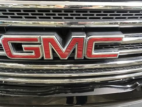 Used 2015 GMC Canyon SLE w/ SLE Convenience Package AWD/4WD image 8
