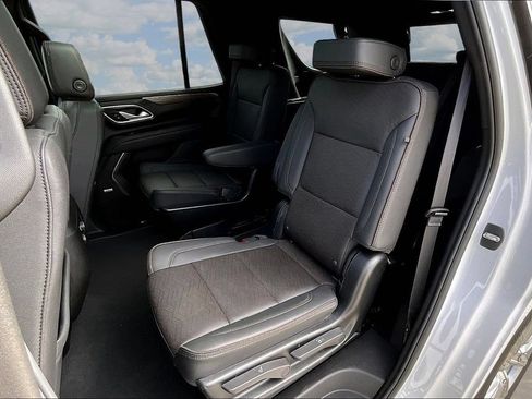Used 2024 Chevrolet Tahoe High Country w/ Premium Package AWD/4WD image 24