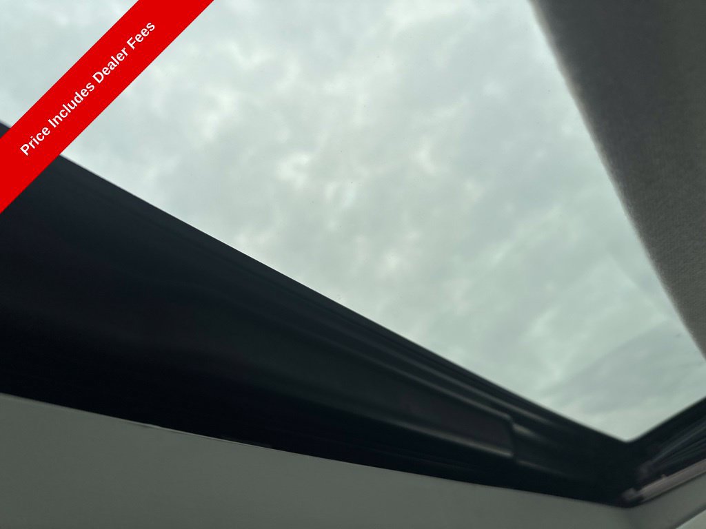 Used 2014 Toyota Sienna XLE FWD image 8
