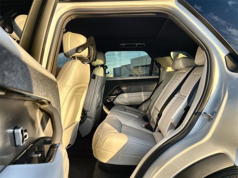 New 2026 Land Rover Range Rover Sport SE image 15