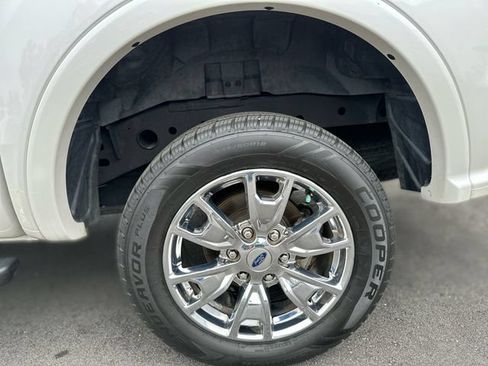 Certified 2019 Ford Ranger Lariat w/ Equipment Group 501A Mid RWD image 10